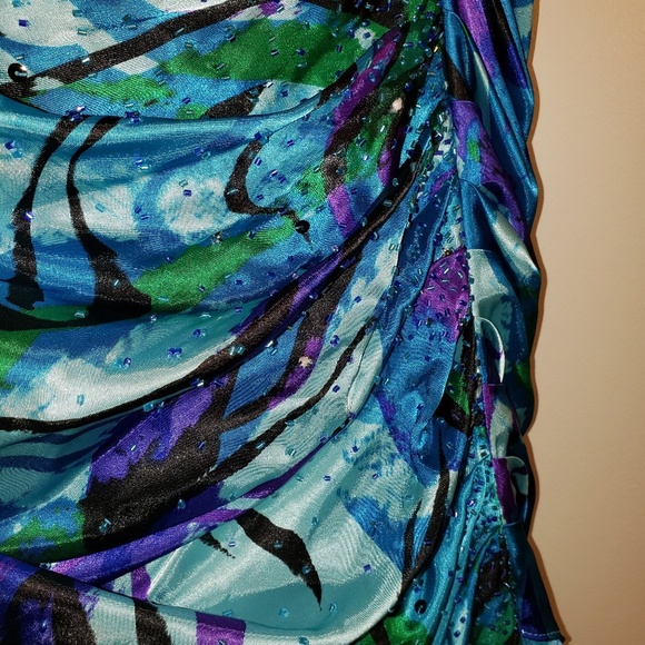 Strapless ruched sequins ruffled prom dress - Picture 3 of 7